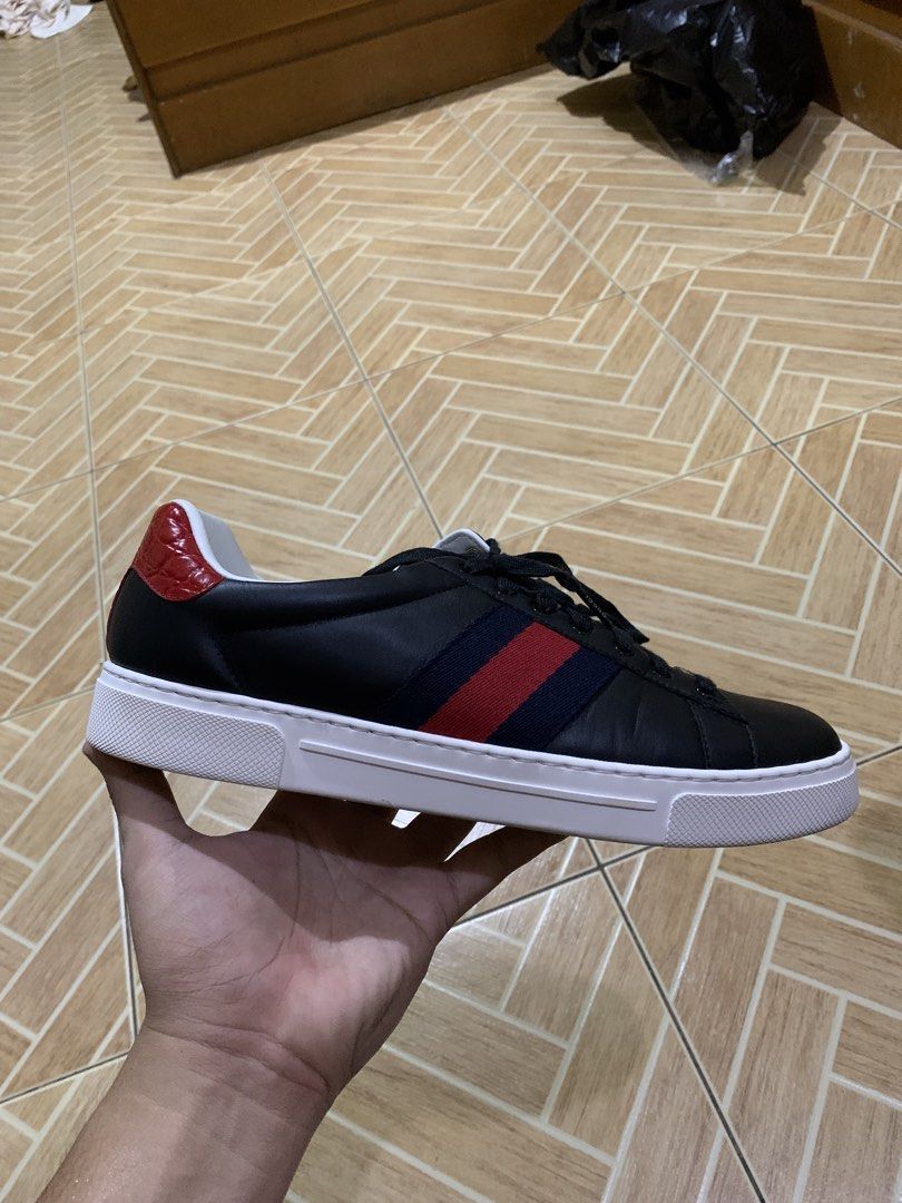 Gucci Ace Sneakers Black with Red Blue Web (Category: Sneakers) located in Marikina City. Submitted by mccartwheel (Listing ID 1464845649, Image 2). Description: Black leather Gucci Ace sneakers Size 8.5 Authentic complete box with authenticity paper bought on US negotiable dm for more details.