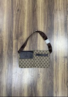 (Category: ) located in . Submitted by afterwear.thrift (Listing ID 1464962379, Image 1). Description: .