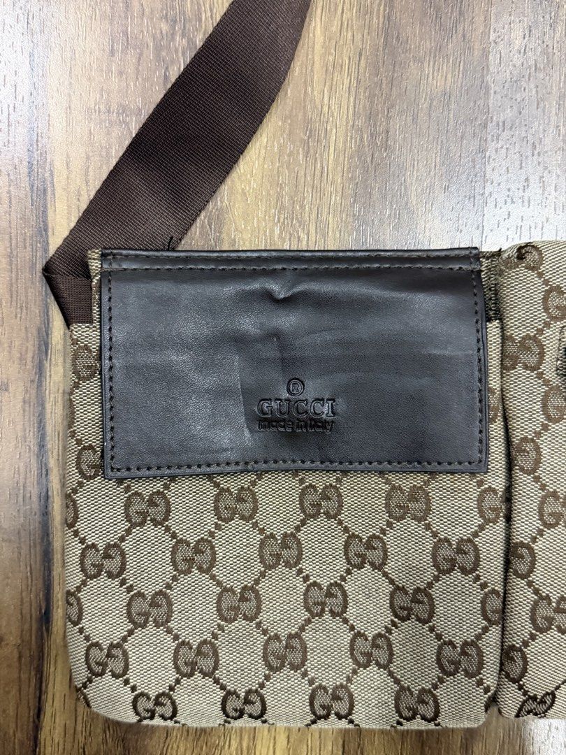 Gucci Belt Bag (Category: Belt bags, Clutches and Pouches) located in Angeles City. Submitted by afterwear.thrift (Listing ID 1464962379, Image 2). Description: Gucci Belt Bag Luxury feels that is good as new No issue.