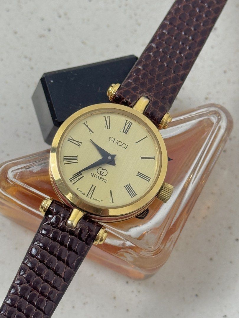 GUCCI SHELLY LINE 2000L (Category: Women's Watches) located in Santa Rosa. Submitted by theclubpatina (Listing ID 1464803271, Image 2). Description: GUCCÍ SHELLY LINE 2000L ✨QUARTZ ✨CASE DIAMETER: 21.5MM ✨STRAP LENGTH: UP TO 18CM ✨HAS MANAGEABLE SCRATCH ON GLASS (DM FOR PIC) ✨STILL IN PRISTINE CONDITION ✨WORKING CONDITION ✨AFTERMARKET STRAP BUT BUCKLE STILL INTACT ✨COMES WITH REPLACEMENT BOX Mine: 12,800 #vintagewatch #ladieswatch #gucciwatch #vi