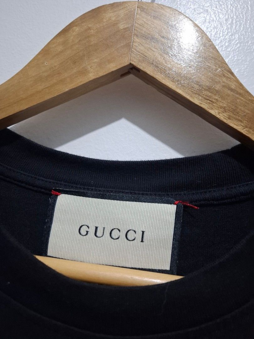 Gucci tee size medium (Category: Tshirts & Polo Shirts ) located in Tarlac. Submitted by christopher.24 (Listing ID 1464874069, Image 2). Description: good condition.