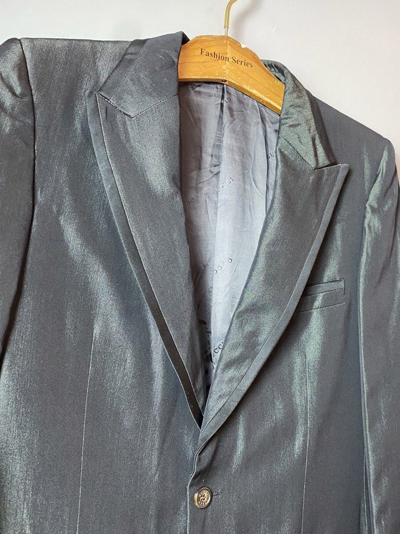 GUCCI TOMFORD METALLIC BLAZER (Category: Coats, Jackets and Outerwear) located in Quezon City. Submitted by loloyz123 (Listing ID 1464903910, Image 2). Description: GUCCI TOMFORD METALLIC BLAZER Conditiion: Very good Color rate: 10/10 Color: Metallic Size: L: 31 W: 20 Sleeve: 26 shoulder: 17 inches.