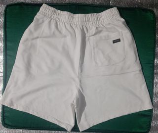 (Category: ) located in . Submitted by thrift_raid (Listing ID 1464881636, Image 1). Description: .