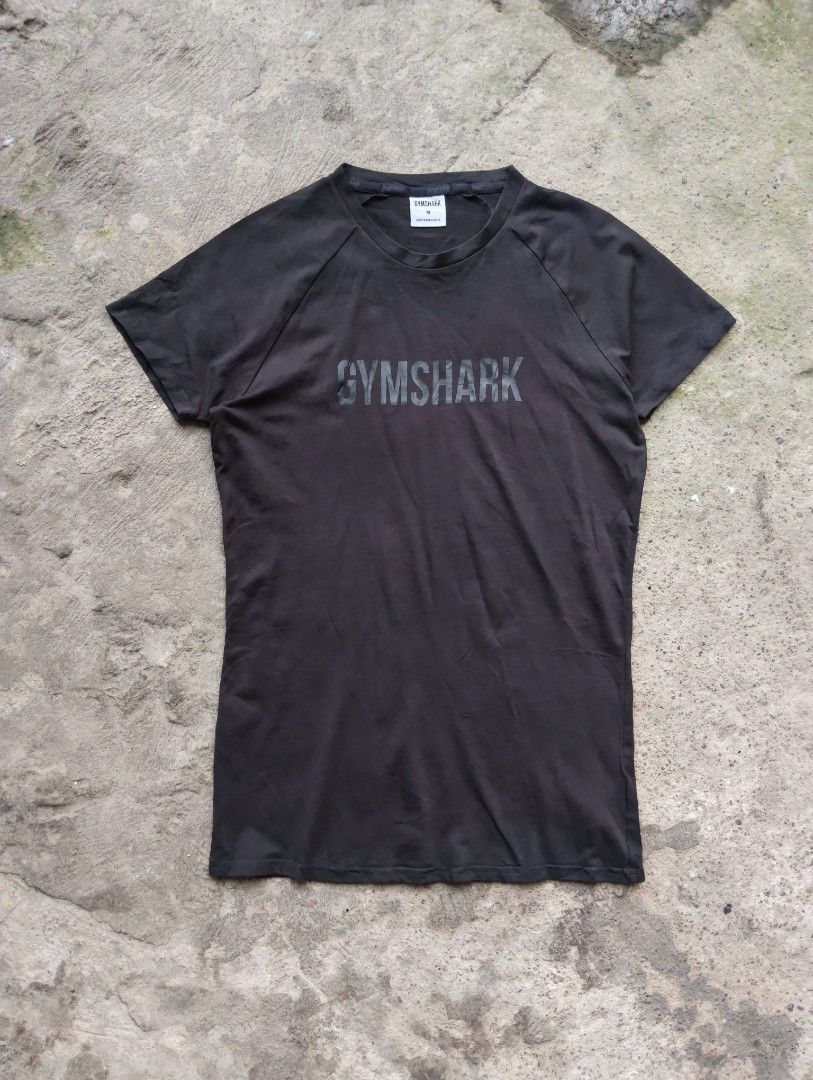GYMSHARK APOLLO T-SHIRT (Category: Activewear) located in Talisay. Submitted by nooooooooooooooooy (Listing ID 1464869587, Image 3). Description: MEDIUM WIDTH 18 LENGTH 28 EXCELLENT NO FLAWS.