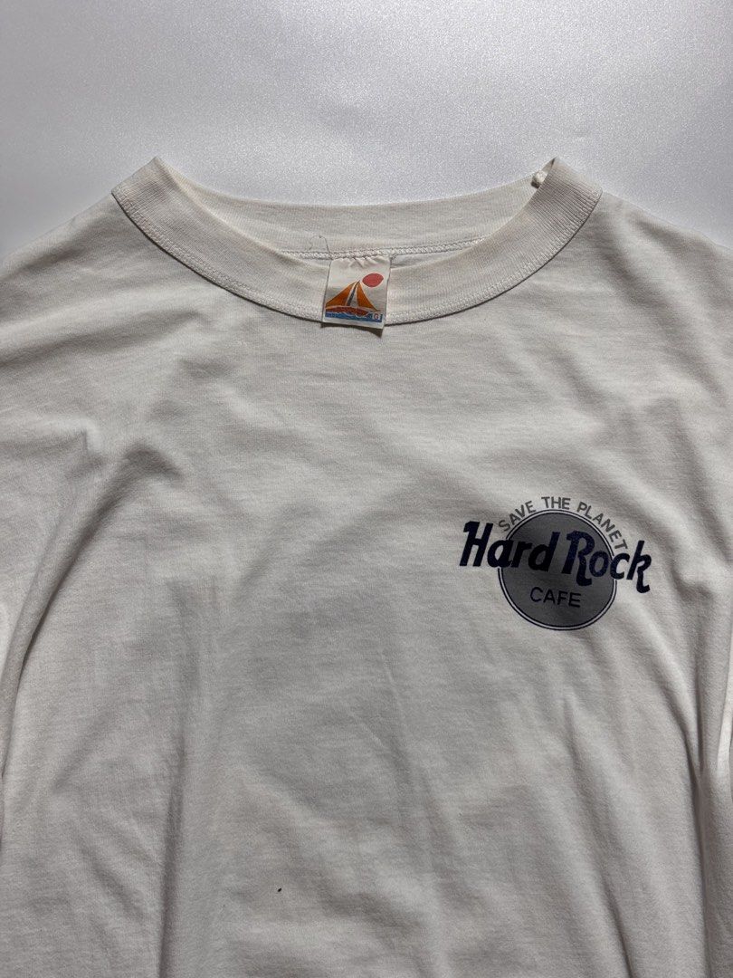 hard rock cafe mexico (Category: Tshirts & Polo Shirts ) located in Calamba. Submitted by twstwrld (Listing ID 1464889867, Image 2). Description: 22.5x28 no issue.
