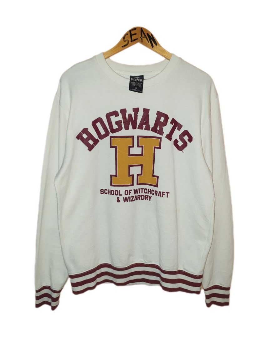 Harry Potter Hogwarts Crewneck (Category: Activewear) located in Bani. Submitted by thriftmaggots.ph (Listing ID 1464911559, Image 1). Description: Harry Potter Hogwarts Crewneck Claim for 350php + Shipping fee Medium Minimal stain washable 9/10 Condition Payment first via gcash Loc pangasinan, luzon.