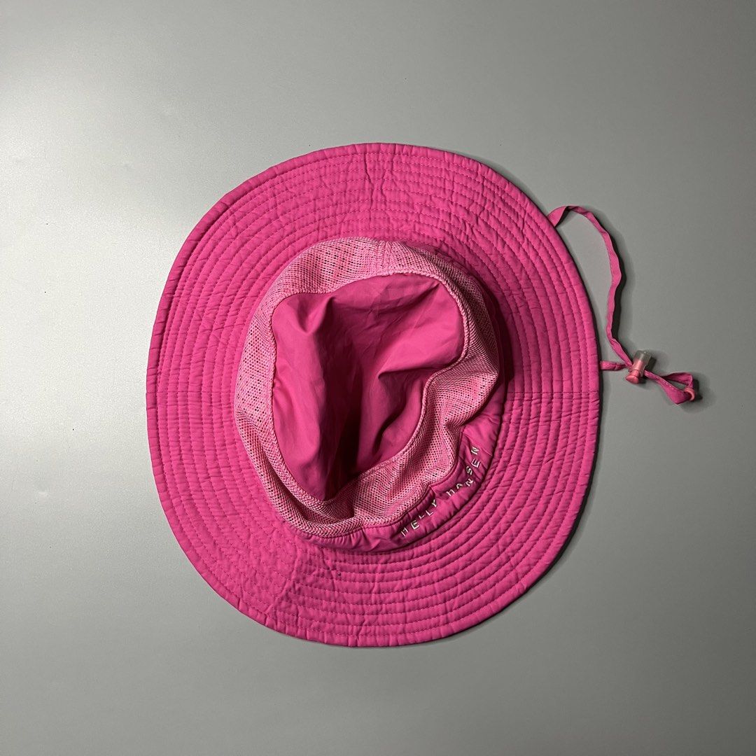 HELLY HANSEN MESH SUN AND BUCKET HAT (Category: Hats & Beanies) located in Manila. Submitted by aaaaaahhhhhh (Listing ID 1464814708, Image 2). Description: Free size Minimal Dot stain Lalamove or J&t Express + Shipping fee.