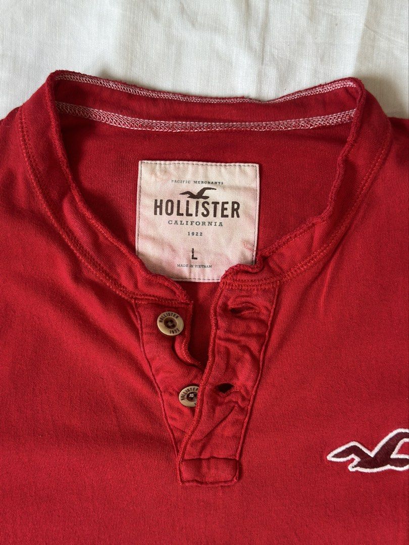 Henley Shirt (Category: Coats, Jackets and Outerwear) located in Davao. Submitted by kelsocool (Listing ID 1464895465, Image 2). Description: HOLLISTER Red Henley Dimes: 27.5 - length 20 - width 8.3 - sleeve fav! no major issue good for psg item have already been washed Color rate: 10/10.