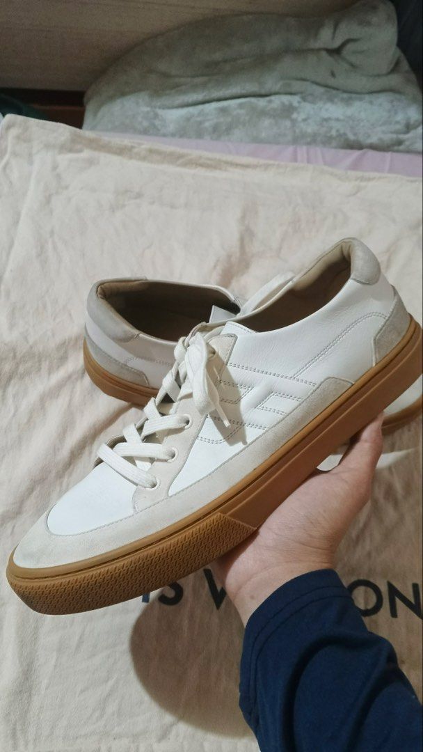 Hermes Sneakers (Category: Sneakers & Footwear) located in Dumaguete. Submitted by sellie06 (Listing ID 1464893246, Image 1). Description: negotiable No other inclusions .
