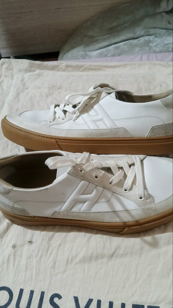 Hermes Sneakers (Category: Sneakers & Footwear) located in Dumaguete. Submitted by sellie06 (Listing ID 1464893246, Image 2). Description: negotiable No other inclusions .
