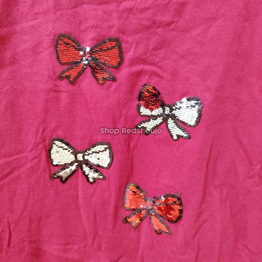 H&M Red Flip Sequin T-Shirt (Category: Babies & Kids Fashion) located in Mandaluyong City. Submitted by itsmeredshoujo (Listing ID 1464947470, Image 2). Description: H&M Red Flip Sequin T-Shirt Still in good Condition (VGUC) Fits 7-9 Yrs old (Slim) - We only Have 1 Stock Per Item - This Is Prelove Clothes So Please Manage Your Expectations - All Items Are In Good Condition Unless Stated - Other Details Are Indicated On Photos - MOP - Gcash/Maya/U