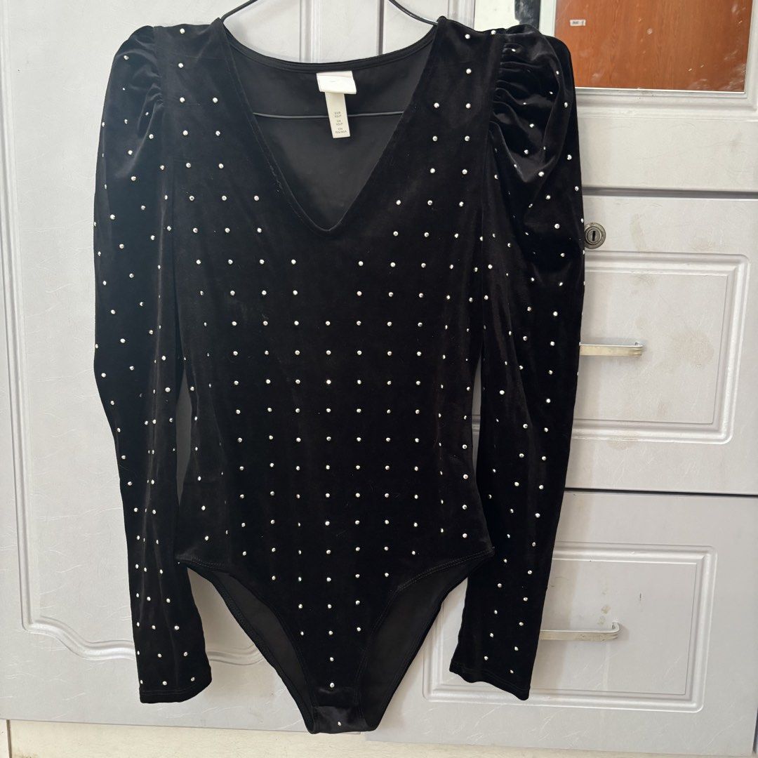 H&M Studs Velvet Black Bodysuit (Category: Longsleeves) located in Binan City. Submitted by mypreloved_haul (Listing ID 1464815731, Image 1). Description: LAST PRICE POSTED! NEVER USED! FOR SURE BUYERS ONLY..