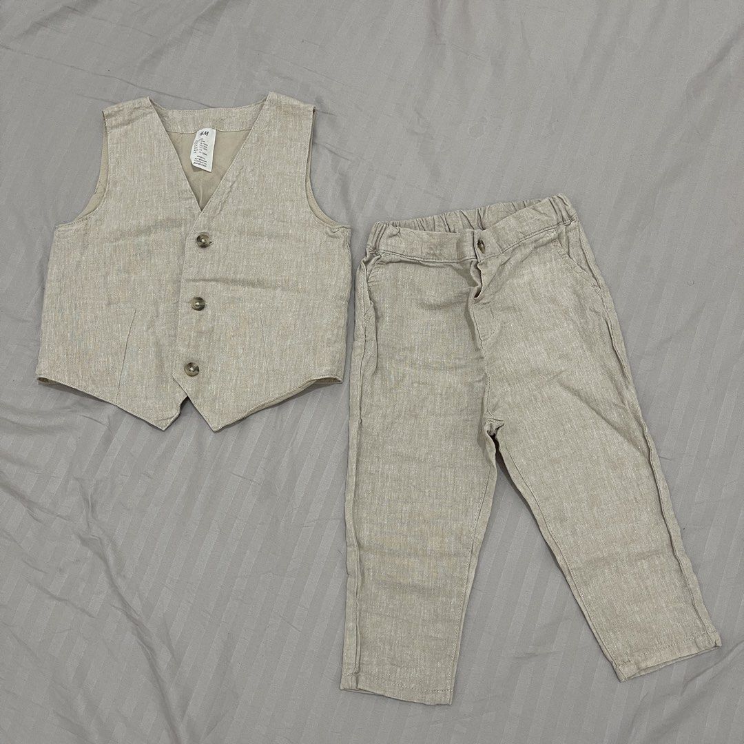 H&M vest & pants for toddler (Category: Babies & Kids Fashion) located in Dasmarinas. Submitted by Bclosettt (Listing ID 1464891460, Image 1). Description: Worn once only for my baby's 1st bday photoshoot Declutter .