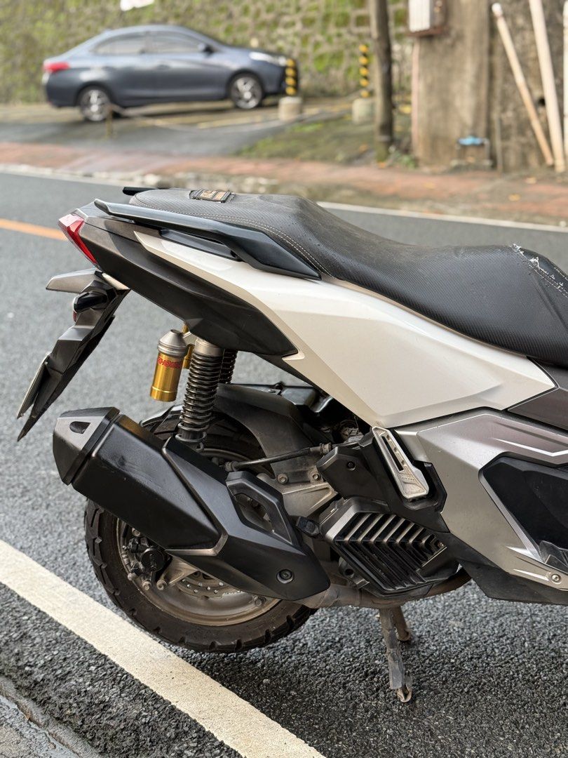 Honda ADV160 2023 (Category: Motorbikes for Sale) located in Marikina City. Submitted by ms.ces (Listing ID 1464923132, Image 3). Description: 2023 White Color 18,xxx mileage Thick tired New Battery FREE Registration.