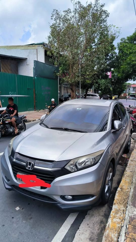 Honda HR-V 1.5 (A) (Category: Used Cars) located in Caloocan City. Submitted by bmsecades66839 (Listing ID 1464833996, Image 1). Description: RUSH SALE: 2016 Honda HR-V with tow htich (Cheapest in the Market!) 📍 Location: Near Circuit Ayala, Makati City 💰 Price: ₱350,000 (FIXED / Last Price / Wag na po tumawad) ENGINE & TRANSMISSION: ✅ 100% Good running condition ✅ Very smooth shifting, cold AC ✅ No hidden mechanical issues — ready for long dri
