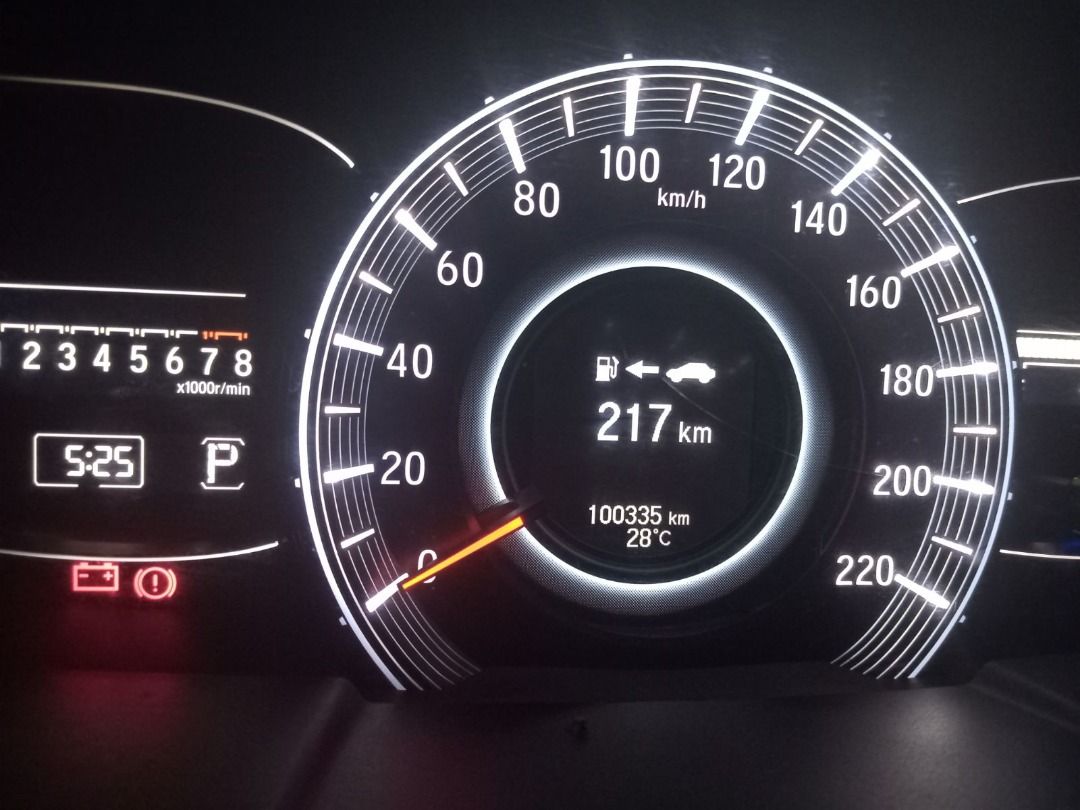 Honda Odyssey 2.4 EX (A) (Category: Used Cars) located in Caloocan City. Submitted by cvlr821 (Listing ID 1464810115, Image 2). Description: FOR SALE: 2016 Honda Odyssey 2.4L i-VTEC (White Orchid Pearl) 💰 Price: ₱950,000 (Slightly negotiable) 📍 Location: Makati City ✨ Highlights: • 2nd-row Ottoman Captain Seats & Dual Power Sliding Doors • 2.4L i-VTEC Gasoline Engine & Seamless CVT Automatic • Updated LTO Registration until July 2026 • Clean Ti