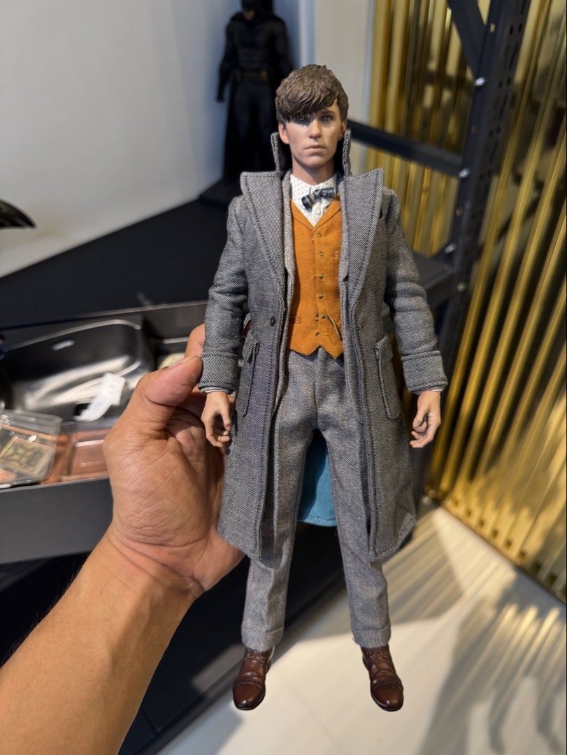 Hot toys Newt Scamander (Category: Figurines & Statues) located in Paranaque City. Submitted by icko007 (Listing ID 1464929466, Image 3). Description: Hot toys Newt Scamander Bib No issue complete accessories For only 5.9k Only Dibs now pay now / No Rush Shipping ‼️ Location Paranaque Payment Gcash/Bpi Shipping Lalamove/Lbc Buyers Risk / Fee ‼️Seller is not responsible for: lost, stolen, or damaged packages..