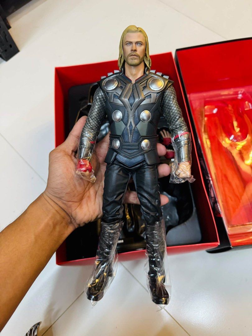 Hot toys Thor (Category: Figurines & Statues) located in Paranaque City. Submitted by icko007 (Listing ID 1464930106, Image 1). Description: Hot toys Thor In good Condition what u see is what u get No issue on suit makinis Common neck Connector Maluwag Bluetak lng katapat. Price 3.9k Only Dibs now pay now / No Rush Shipping ‼️ Location Paranaque Payment Gcash/Bpi Shipping Lalamove/Lbc Buyers Risk / Fee ‼️Seller is not responsible for: lost, stole