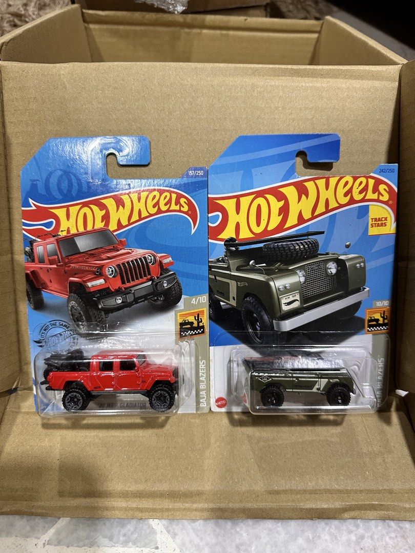 Hotwheels bundle (Category: Vehicle & Diecast Models) located in Senawang. Submitted by denyzl (Listing ID 1464902890, Image 1). Description: WTS / For Sale: Hot Wheels 4x4 Off-Road / Baja Blazers Pair Item 1: Classic Land Rover Series II (Olive Green) - Baja Blazers Item 2: ‘20 Jeep Gladiator Pick-up (Red) - Baja Blazers Condition: Brand new and factory sealed. Bubble is perfectly intact. Card condition 9/10 (original Mattel stock). Dealing Meth