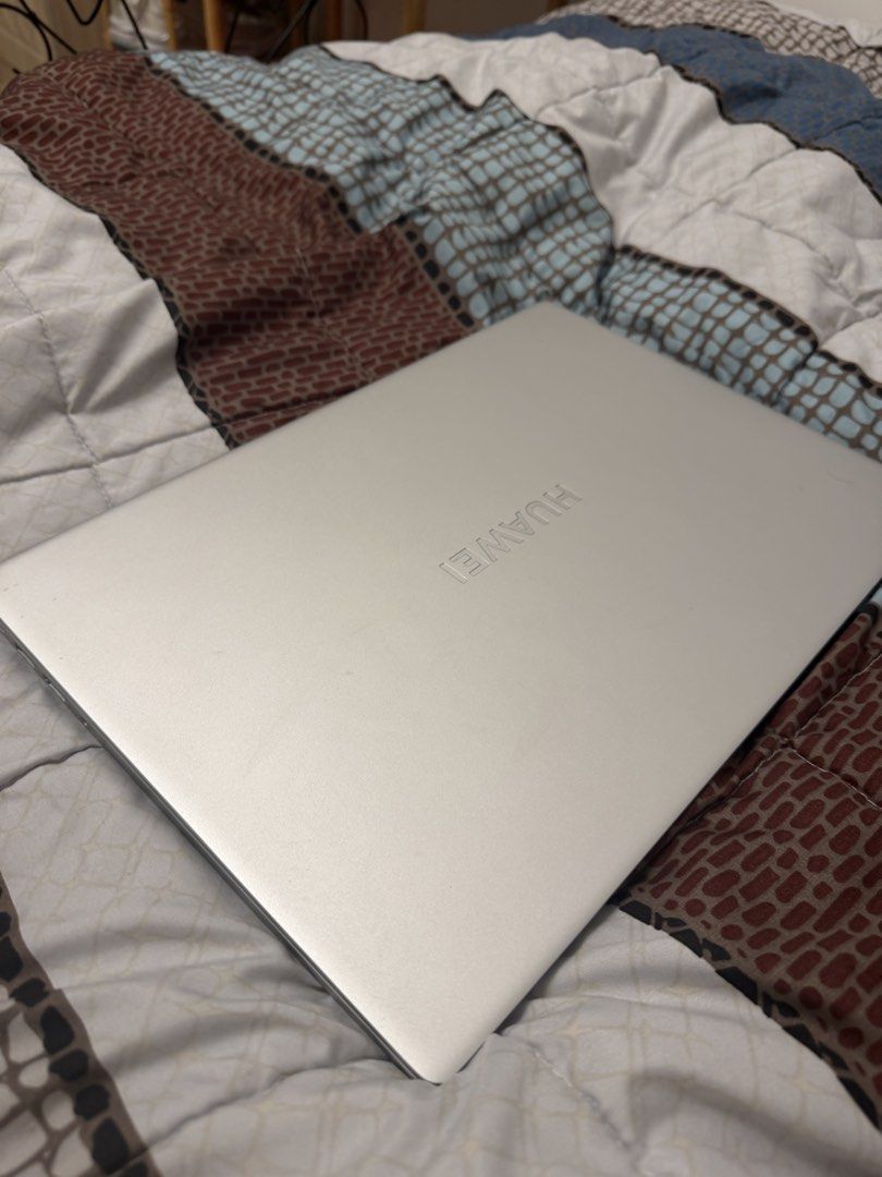 Huawei Matebook D16 & Logitech G733 Wireless Gaming Headset (Category: Laptops & Notebooks) located in Cavite. Submitted by imcstr (Listing ID 1464913704, Image 2). Description: All in: Huawei Matebook D16 & Logitech G733 Wireless Gaming Headset Huawei MateBook D 16 Laptop Specs Processor: 12th Gen Intel® Core™ i5-12450H (2.00 GHz) RAM: 16 GB RAM (Smooth multitasking) Storage: 512 GB SSD (477 GB usable) Graphics: Intel® UHD Graphics Display: Larg