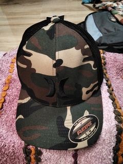 (Category: ) located in . Submitted by alluringvenus.thriftshop (Listing ID 1464899662, Image 1). Description: .