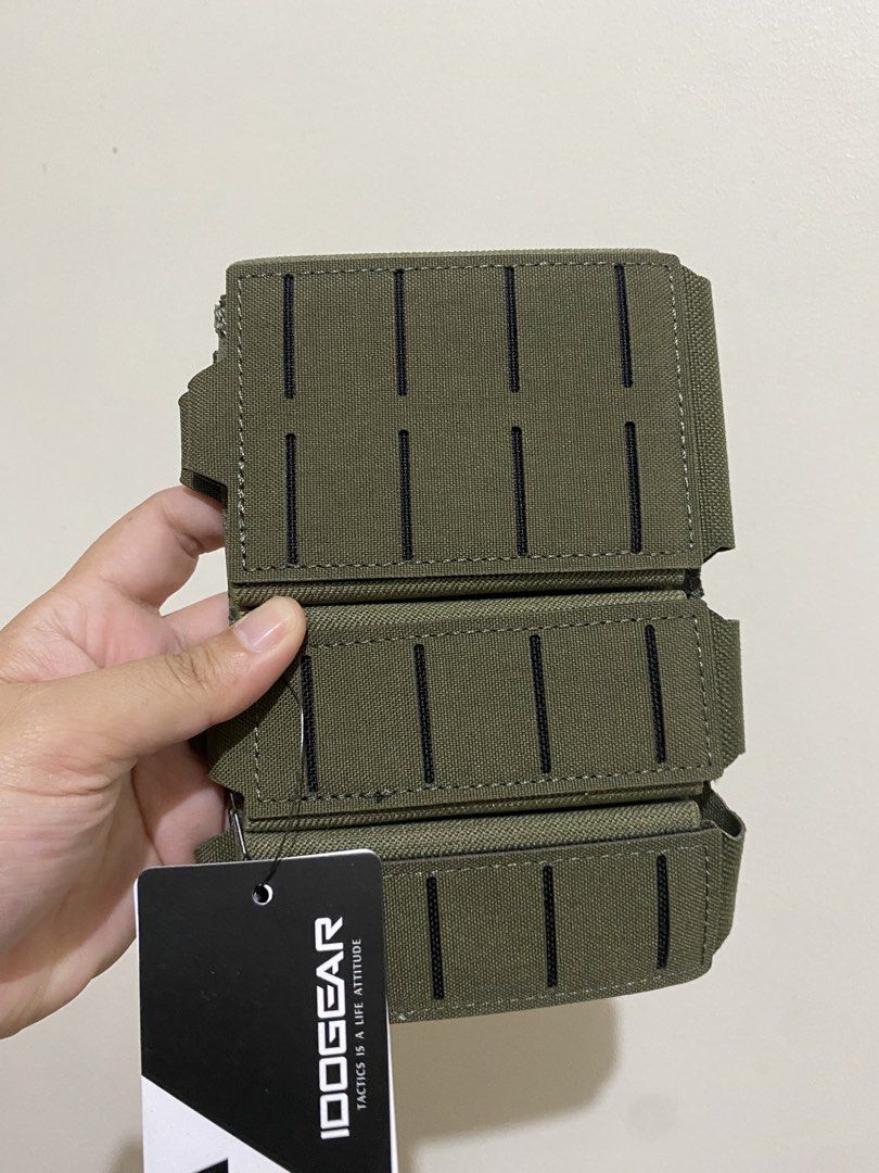 IDOGEAR Triple Tools Pouch Ranger Green (Category: Belt bags, Clutches and Pouches) located in Pasig City. Submitted by k0pimonster (Listing ID 1464907110, Image 3). Description: - Brand: IDOGEAR - Model: IG-BG3586 - Color: Ranger Green.