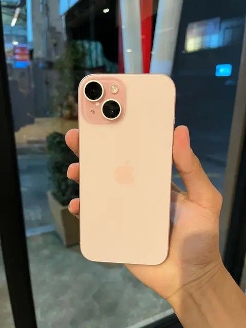 iphone 15 (Category: iPhone 15 Series) located in Silang. Submitted by appleflips (Listing ID 1464936961, Image 2). Description: for sale or trade (for iphone & ipad only) 📌 iphone 15 pink 📌 128gb 81% battery health 📌 zp/a ntc local variant 📌 anysim gumagana 📌 makinis no gasgas & dents 📌 complete inclusions 📍location: cavite open for meetup halfway & lbc if province located!.
