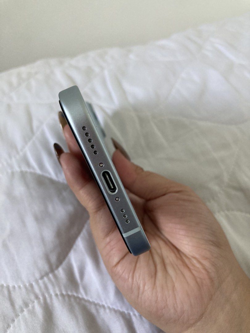 iPhone 15 Blue (Category: iPhone 15 Series) located in Manila. Submitted by inahhhh.llantero (Listing ID 1464967519, Image 2). Description: 128 GB 99% Battery Health Smooth 💯 Factory Unlocked Working buttons Working Face ID Working all camera Factory reset and check to sawa True tone working.
