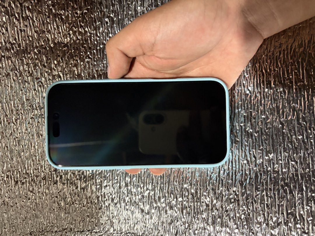 Iphone 16 Pro (128gb) (87Bh) (Category: iPhone 16 Series) located in Manila. Submitted by tiborarjay69671 (Listing ID 1464786916, Image 1). Description: For sale About Phone - 87 Bh Inclusion - Box Only and Tempered worth 500 Issue - Minimal Scratches, kahit silipin sa personal - Via meetup Only Check to sawa - Pass sa madami - Slight Nego - Pm for the about of phone, cc and bh.