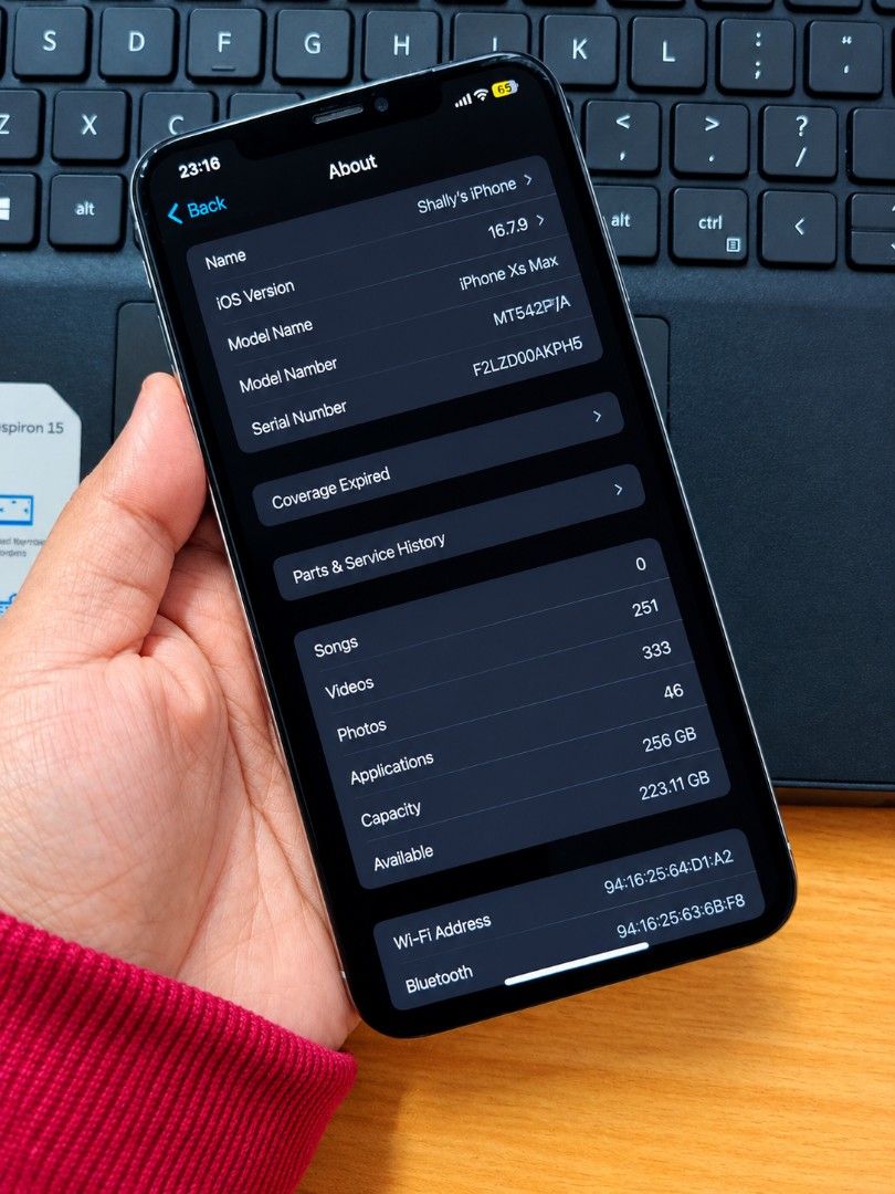 Iphone XS Max 256gb FU (Category: iPhone X Series) located in Mariveles. Submitted by shallymay (Listing ID 1464825884, Image 2). Description: 100 batt health Factory Unlocked Unit only.
