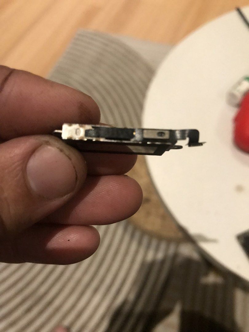 Iphone xs max taptic (Category: Other Gadgets) located in Quezon City. Submitted by wealthman8888 (Listing ID 1464879789, Image 2). Description: sf buyer shoulder as is parts out.