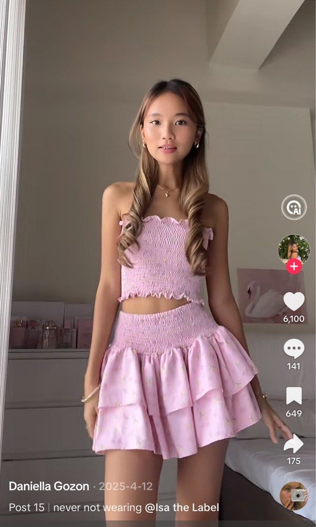Isa the Label Kaia Set in Bloom (Category: Sets or Coordinates) located in Quezon City. Submitted by kristinascl0set (Listing ID 1464912156, Image 1). Description: .