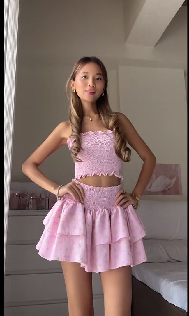 Isa the Label Kaia Set in Bloom (Category: Sets or Coordinates) located in Quezon City. Submitted by kristinascl0set (Listing ID 1464912156, Image 2). Description: .
