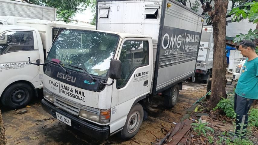 Isuzu Aluminum Van Manual (Category: Used Cars) located in Caloocan City. Submitted by purchasingexxelprime001 (Listing ID 1464771756, Image 3). Description: Selling a reliable, weatherproof aluminum van body perfect for logistics, moving, or business deliveries..