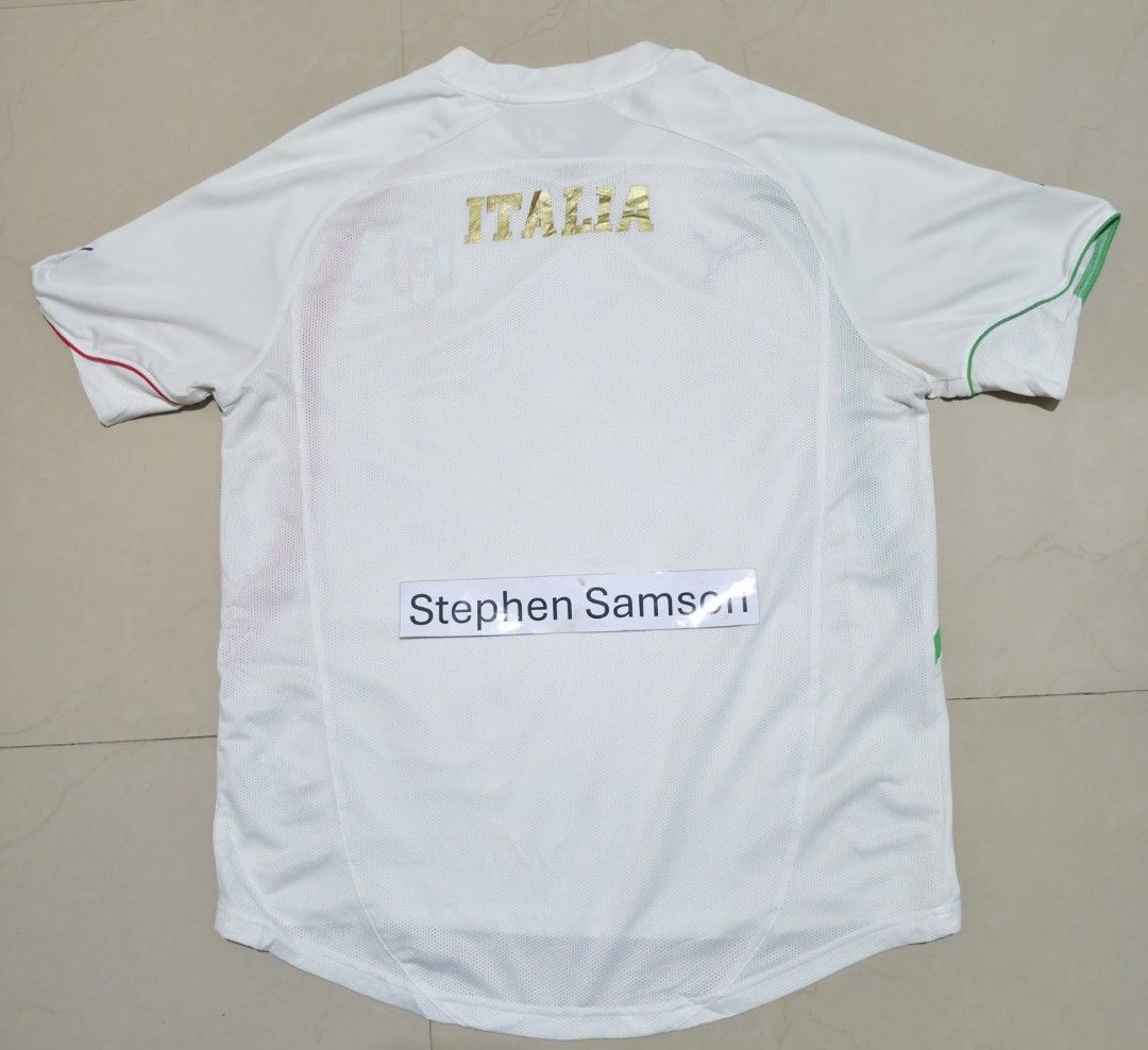Italia Football Jersey (Category: Activewear) located in Noveleta. Submitted by nep21 (Listing ID 1464808028, Image 2). Description: Italia Football Jersey by Puma Size 22x27 Very good condition 1,000 pesos Noveleta,Cavite location Shipping J&T or Lalamove.
