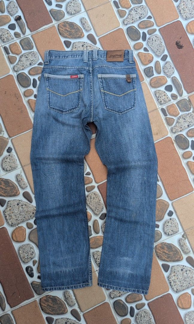 Jag straight cut regular jeans (Category: Jeans) located in Polangui. Submitted by thriftgineer001 (Listing ID 1464783433, Image 2). Description: - size 29(on tag) -31 -legth:38.5.