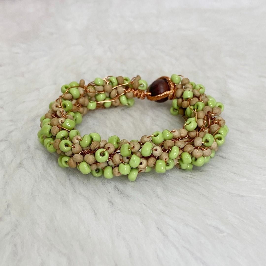 Japan Handmade Multi-Strand Lime Green Beads Copper Wire Bracelet (Category: Bracelets) located in Cebu City. Submitted by posh_avenue888 (Listing ID 1464930833, Image 3). Description: In very good condition. From Japan. 7 inches..