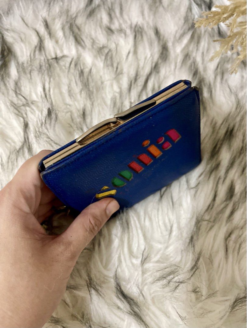Japan Leather Medium Wallet Sonia (Category: Wallets & Card holders) located in Teresa. Submitted by savvyonbranded (Listing ID 1464879716, Image 3). Description: 4 x 5 inches .