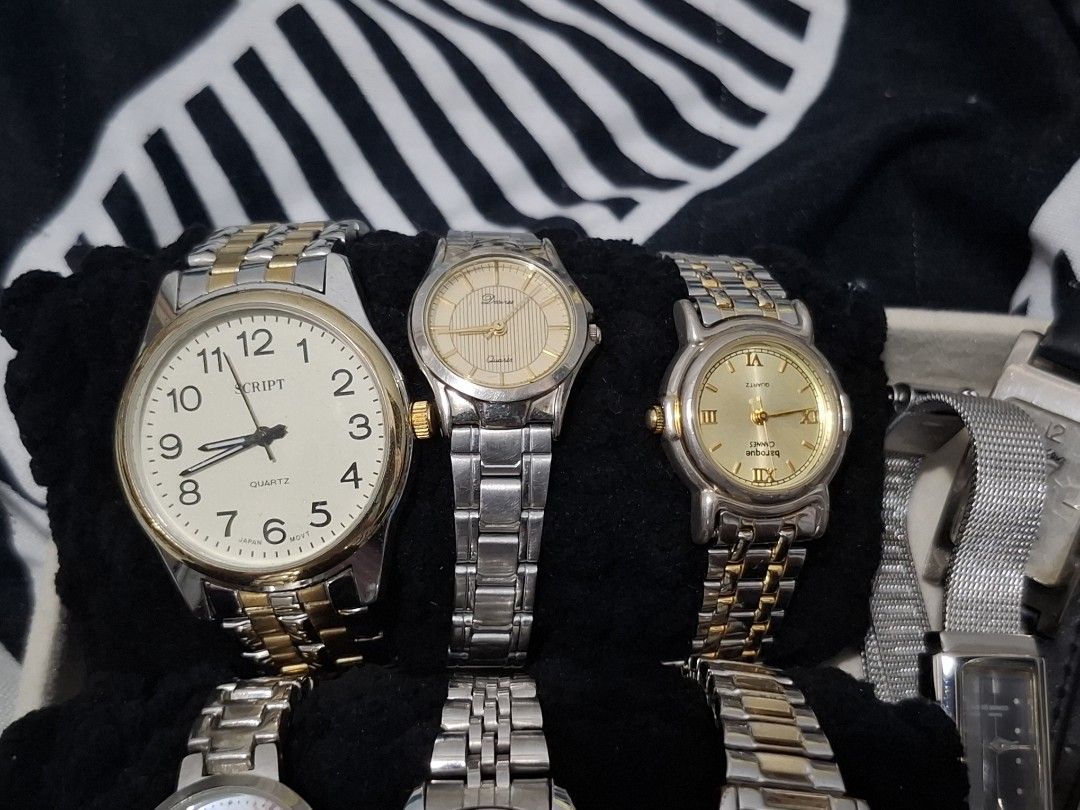 Japan movement watches (Category: Women's Watches) located in Abucay. Submitted by icia_marie18 (Listing ID 1464896482, Image 2). Description: Japan movement watches take all 13 watches po take all, lahat gumagana As is nalang po with very minimal issues sa iba pero all working Japan movement po halos lahat 1200 nalang po, pm nalang po sa tawad.