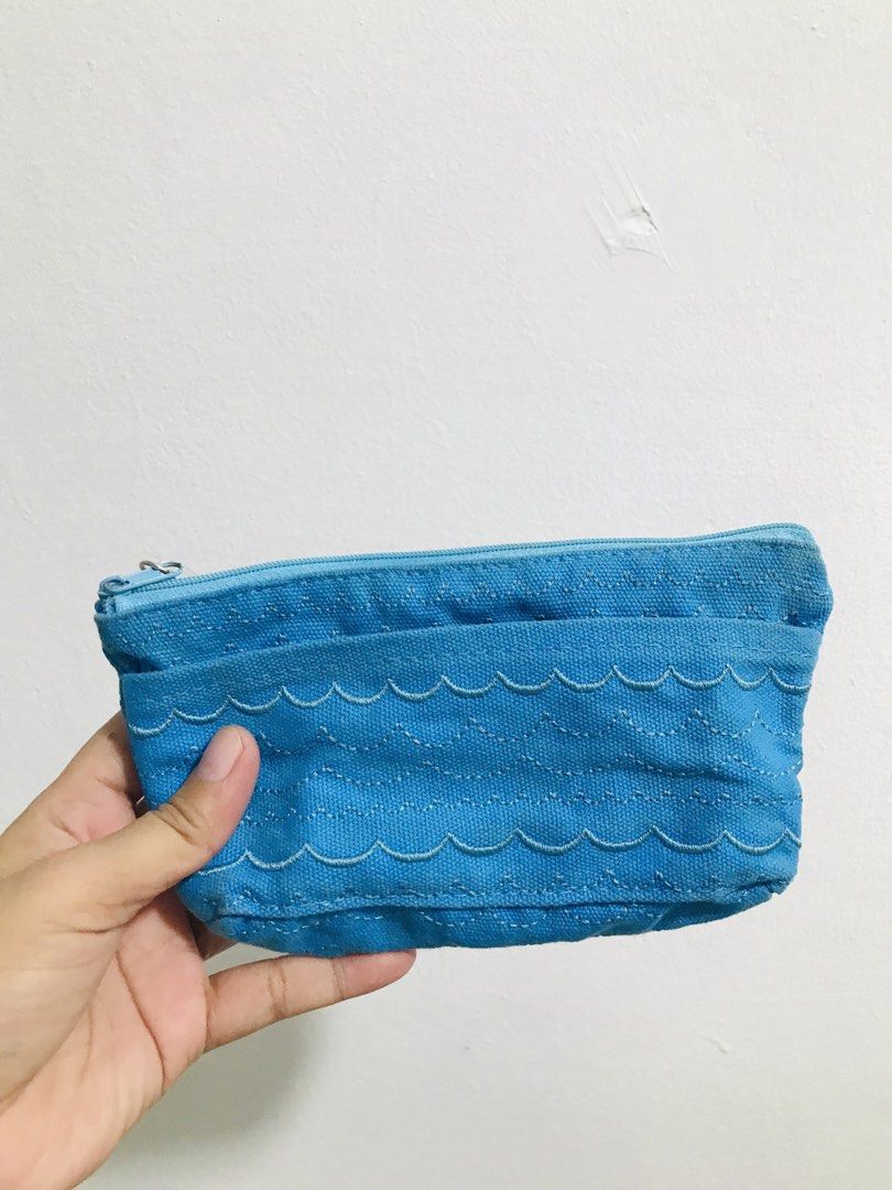 JESUS POUCH (Category: Purses & Pouches) located in Gamu. Submitted by 2022bagsbunny (Listing ID 1464797248, Image 3). Description: .