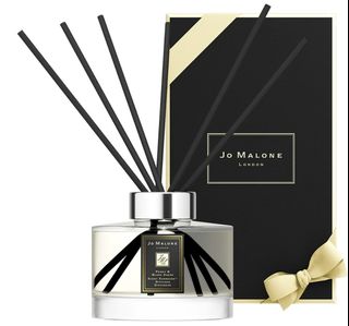 (Category: ) located in . Submitted by perfumessouq (Listing ID 1464890603, Image 1). Description: .