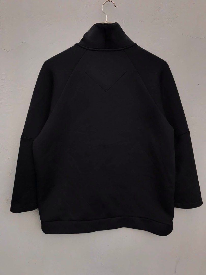 Jordan (Category: Activewear) located in Manila. Submitted by lc1993 (Listing ID 1464870610, Image 2). Description: WTS Collectors Item JD Athleisure Casual Sports Track Jacket Size XL W-23 L-28 Excellent-New 10/10 Color rate No pinhole,no stain , no rans 2,800 Free shipping.