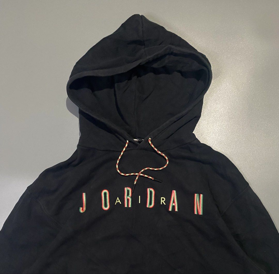 Jordan DNA (Category: Coats, Jackets and Outerwear) located in Jamindan. Submitted by suecyyythrift (Listing ID 1464905634, Image 2). Description: 23 Width 27 Length Excellent Condition 9.8/10 Color rate No Flaws.