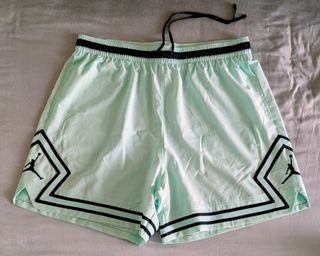 (Category: ) located in . Submitted by apj57349 (Listing ID 1464891732, Image 1). Description: .