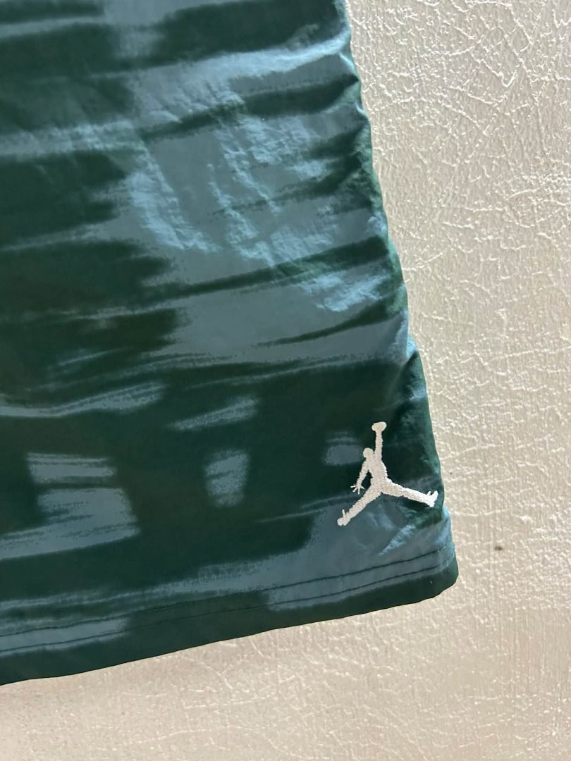 JORDAN NYLON SHORT KIDS (Category: Babies & Kids Fashion) located in Caloocan City. Submitted by j3ngsanity (Listing ID 1464902312, Image 3). Description: 10 TO 12YRSOLD SIZE : 26 to 28 x 16.5 x 10.5 NO ISSUE BRANDNEW CONDI.