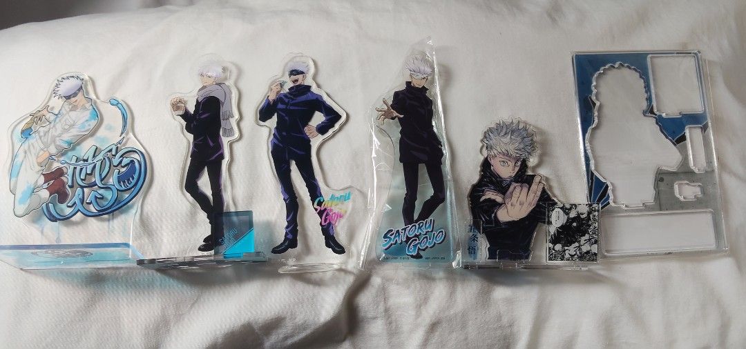 Jujutsu Kaisen Satoru Gojo Acrylic Standee Bundle (Category: J-Wave Merchandise) located in Puerto Princesa. Submitted by marsie1937 (Listing ID 1464808359, Image 1). Description: - Official Jujutsu Kaisen Satoru Gojo acrylic stand bundle TAKE-ALL - Official merchandise with copyright text stamped on the acrylic bases - Condition: First three standees have scratches - BIRTHDAY (last one) IS SOLD.