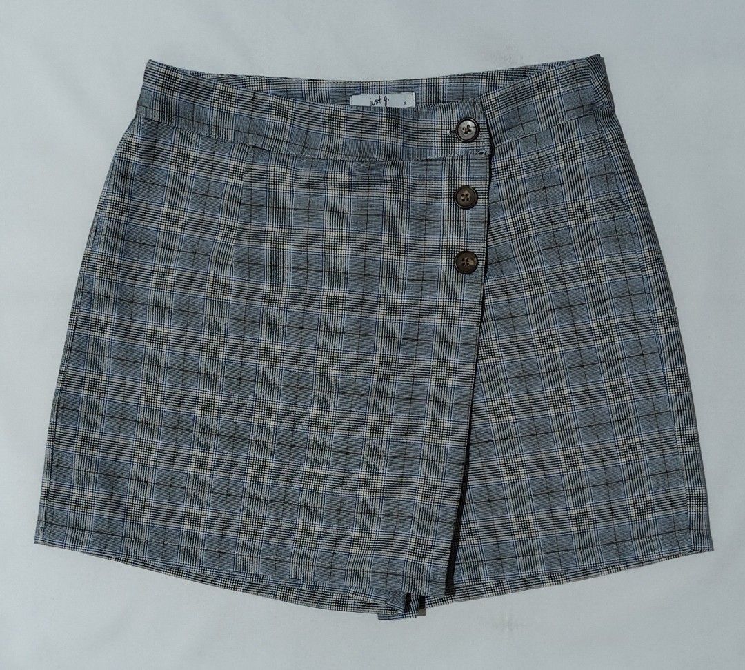 Just G Checked Skort Small (LAST PRICE POSTED) (Category: Other Bottoms) located in Caloocan City. Submitted by MyPrelovedToYours18 (Listing ID 1464779197, Image 1). Description: ☑️ LAST PRICE POSTED ❗ ☑️ Please manage your expectations since all items are preloved ☑️ Please be considerate if there's any unnoticed flaws on your orders.