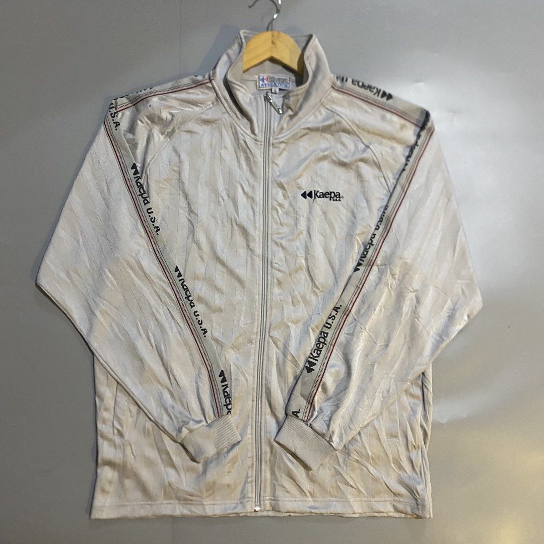 Kaepa Usa Track Jacket (Category: Coats, Jackets and Outerwear) located in San Jose del Monte. Submitted by edmarkvillanueva (Listing ID 1464906359, Image 1). Description: Kaepa Usa Track Jacket Length 29.5” Width 24” Size on tag: Large Flaws: None 9.8/10 Color Rate ₱449 plus shipping fee only🛒.