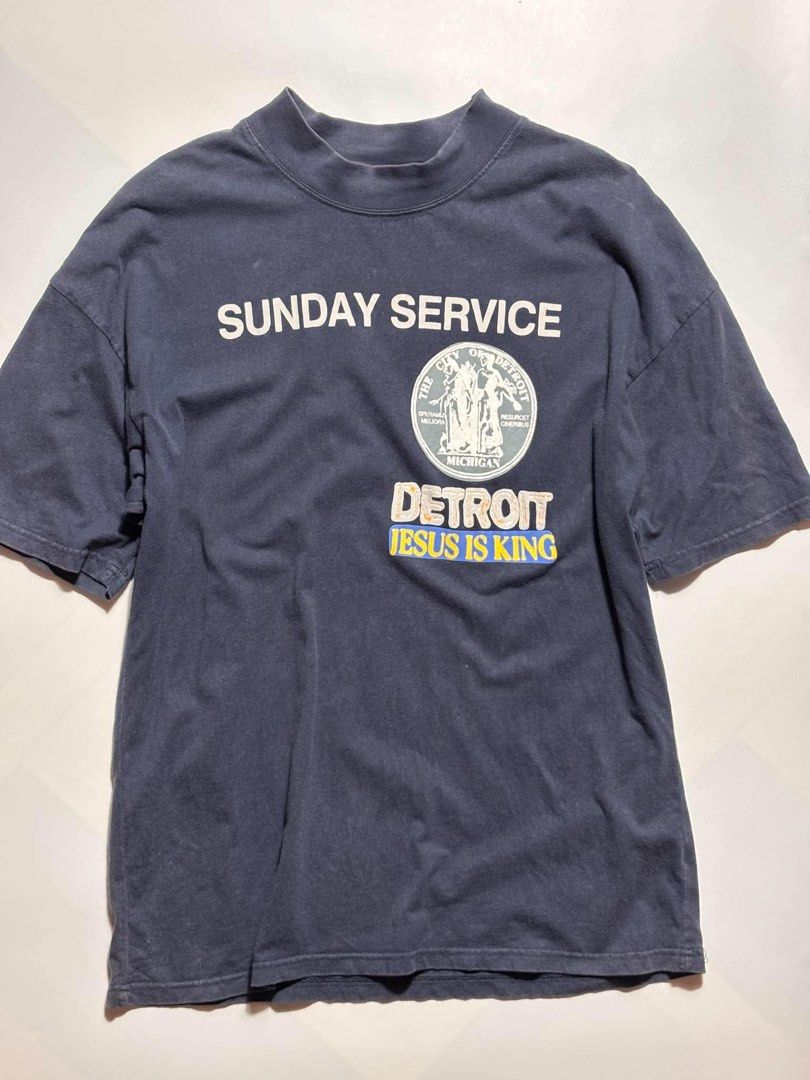 Kanye - Sunday Service (Category: Tshirts & Polo Shirts ) located in Calamba. Submitted by twstwrld (Listing ID 1464901409, Image 1). Description: Kanye West - Sunday Service Tee Large - 22x28 .