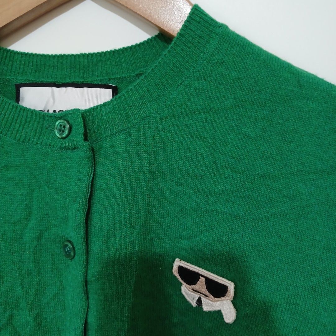 KARL LAGERFELD CARDIGAN WOOL (Category: Coats, Jackets and Outerwear) located in Ozamiz City. Submitted by 2nd.sight (Listing ID 1464782868, Image 3). Description: *fresh from bale size: 55 on tag(small) w: 18.5 l: 22 like new.